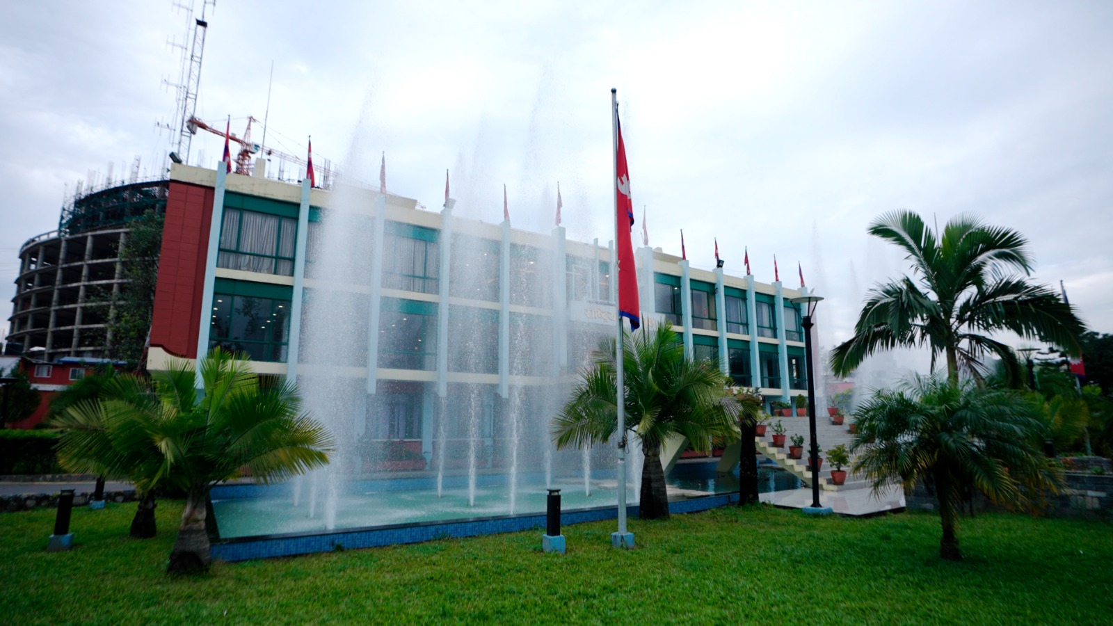 सभागृह हल साईड